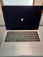 AUKCJA MacBook Air A1932 P53/2024